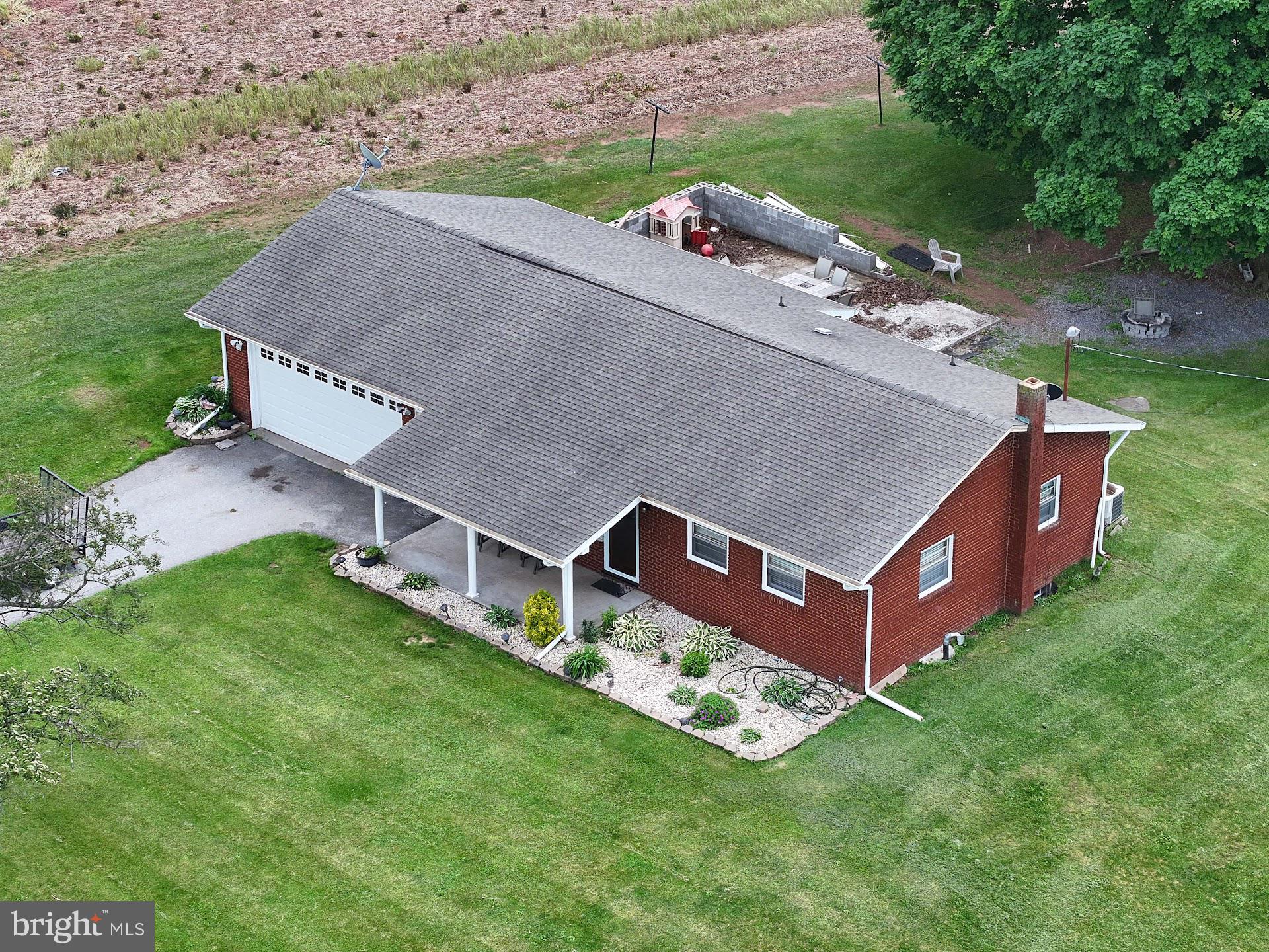 796 Lighthouse Road Breezewood, PA 15533 - Photo 3 of 39 Gallery Image 3