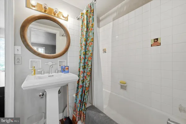 $1,325,000 | 208 Righters Mill Road, Gladwyne, PA 19035