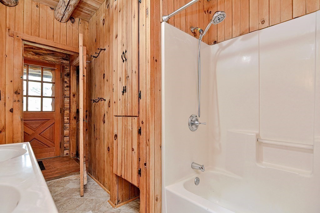 145 Rocky Hill Road Rehoboth, MA 02769 - Photo 20 of 42 Gallery Image 20