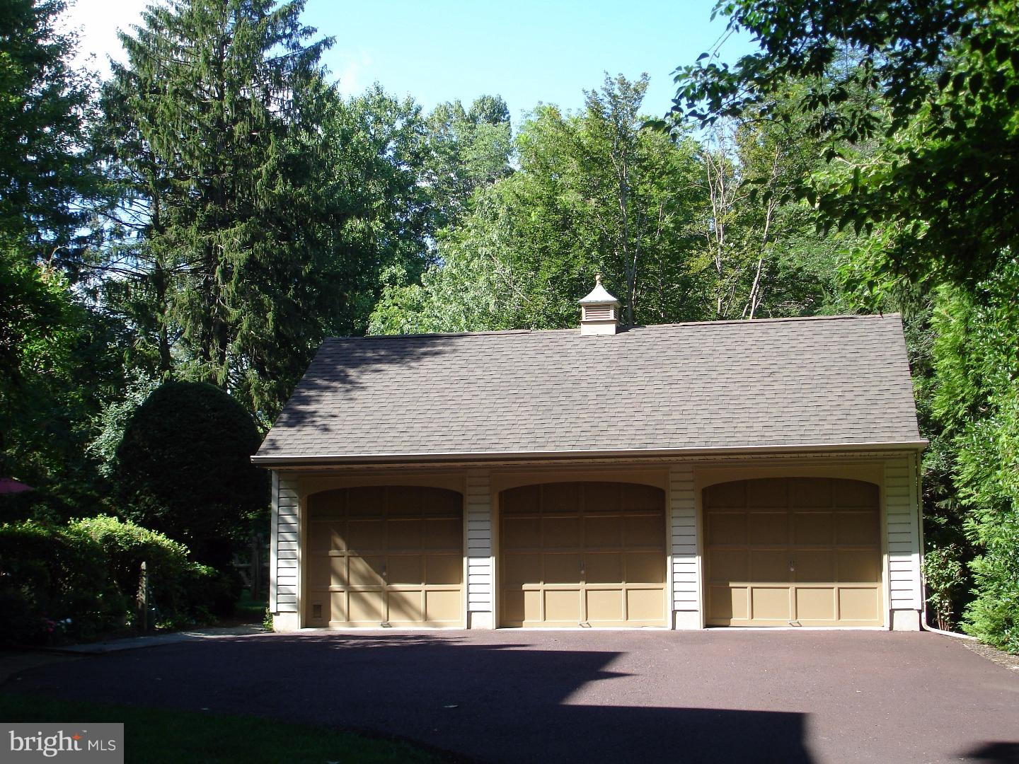 115 Stout Road Ambler, PA 19002 - Photo 6 of 25 Gallery Image 6