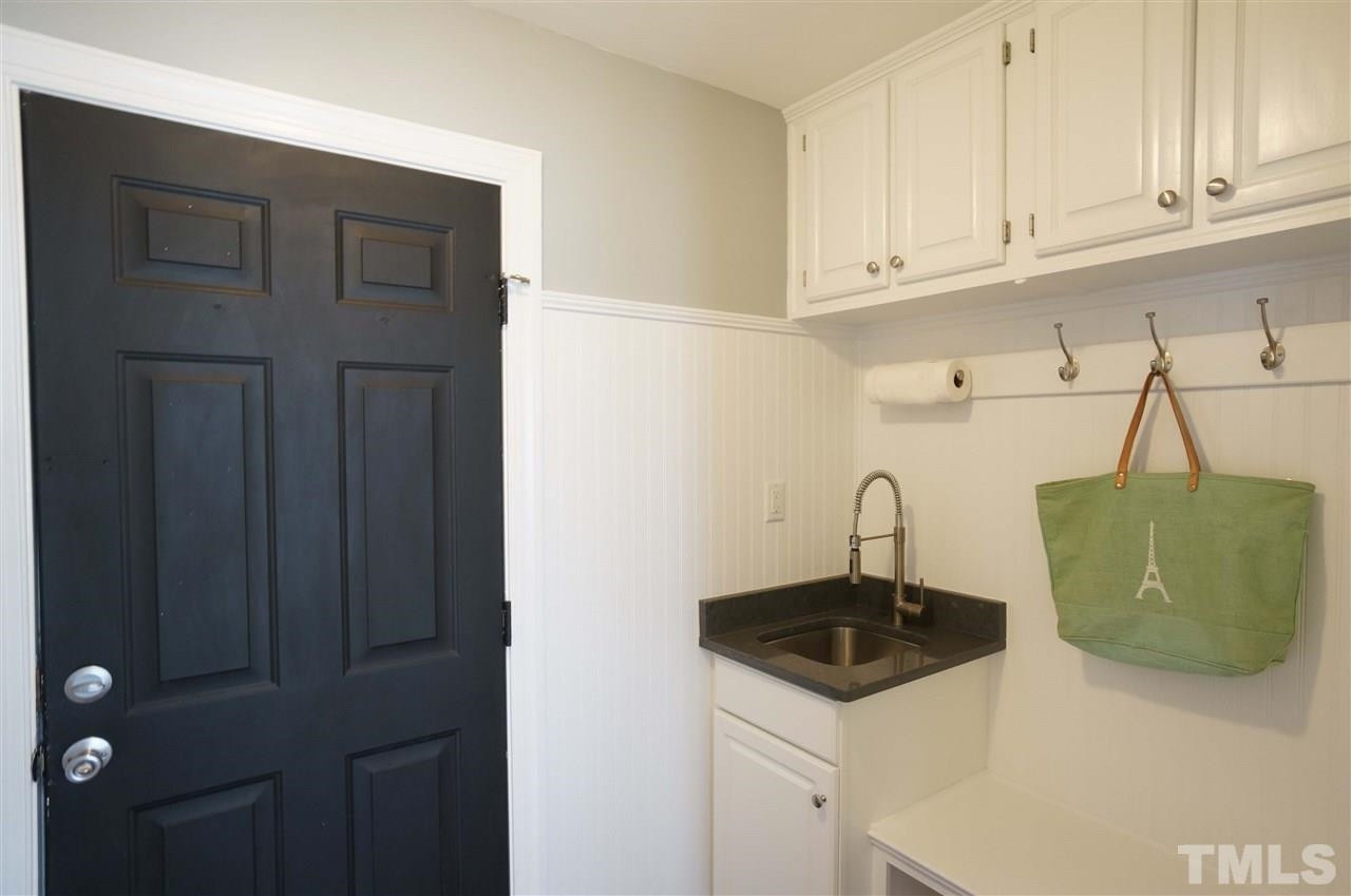 5605 Barham Court Raleigh, NC 27613 - Photo 12 of 24 Photo 12
