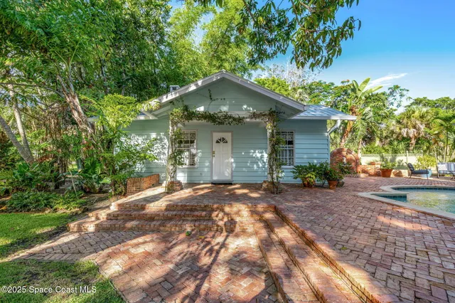$5,600,000 | 1101 River Road, Melbourne Beach, FL 32951