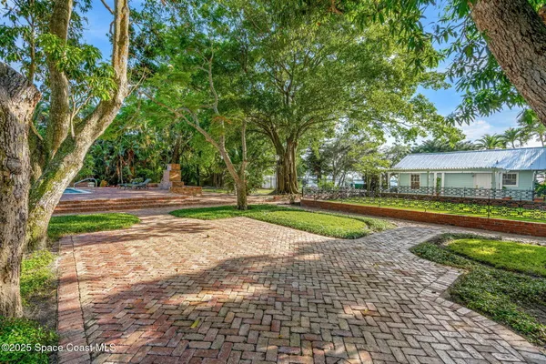 $5,600,000 | 1101 River Road, Melbourne Beach, FL 32951