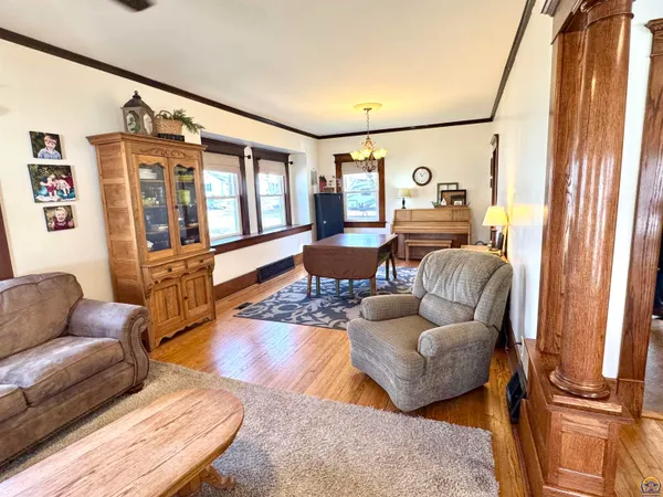 $180,000 | 204 South 4th Street, Sabetha, KS 66534