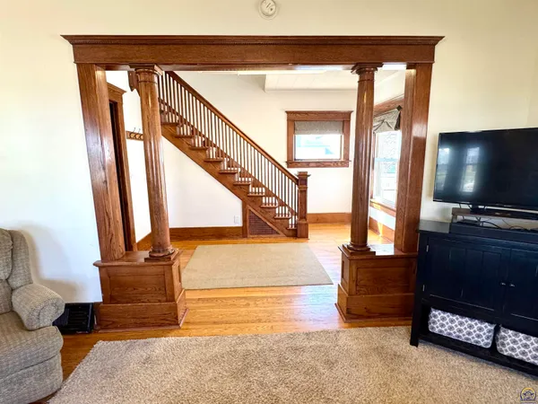 $180,000 | 204 South 4th Street, Sabetha, KS 66534