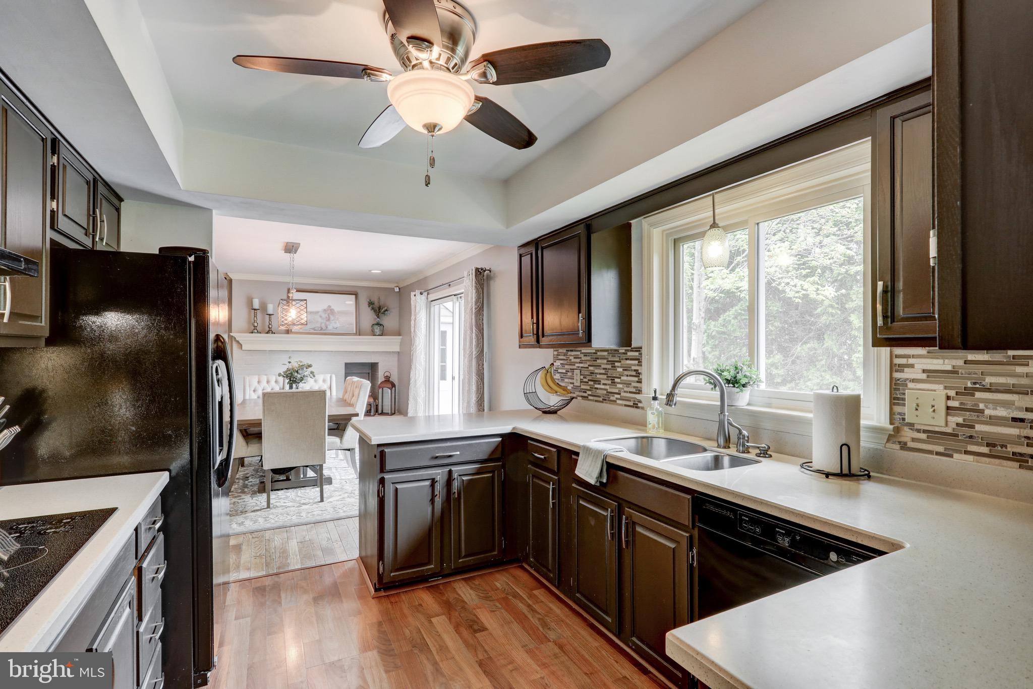 255 Wallingford Road Strasburg, PA 17579 - Photo 17 of 51 Lovely kitchen