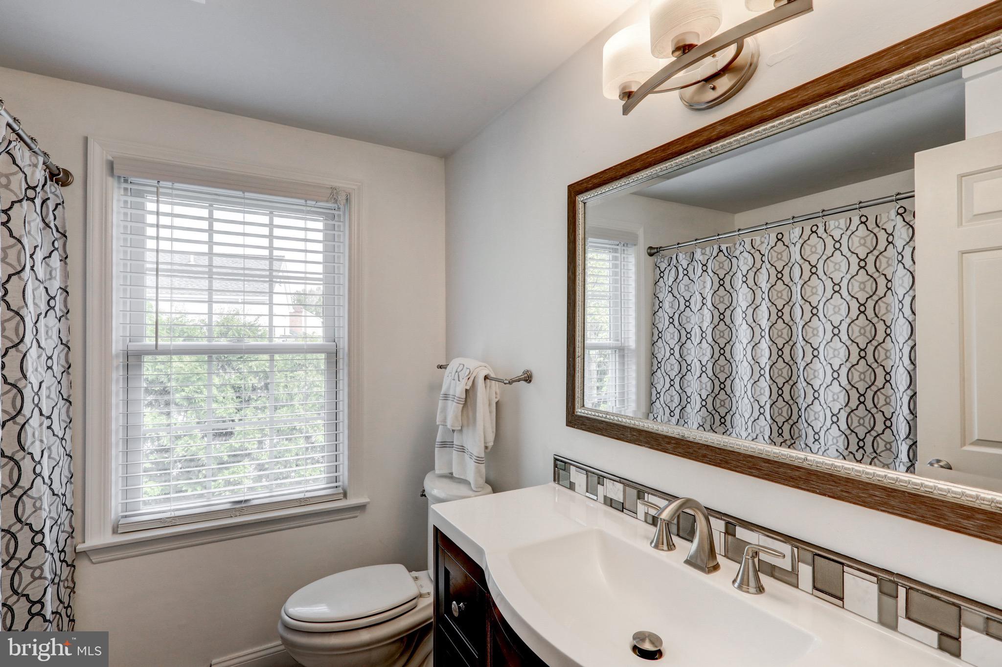 255 Wallingford Road Strasburg, PA 17579 - Photo 36 of 51 Hall Bathroom