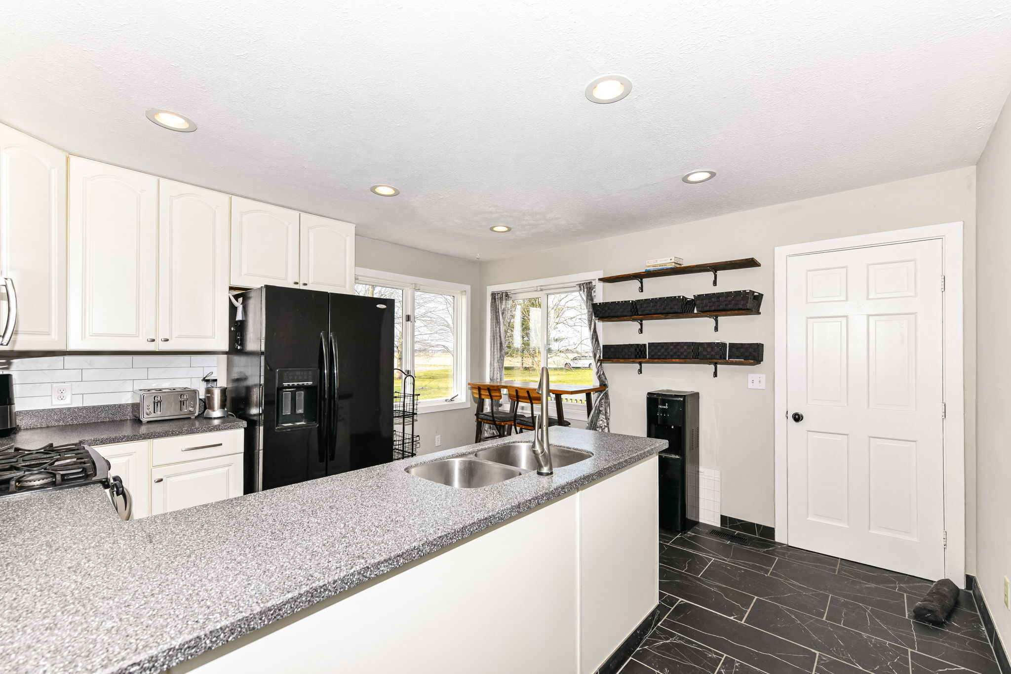 22489 Hamilton-Boone County Line Road Sheridan, IN 46069 - Photo 8 of 30 Gallery Image 8