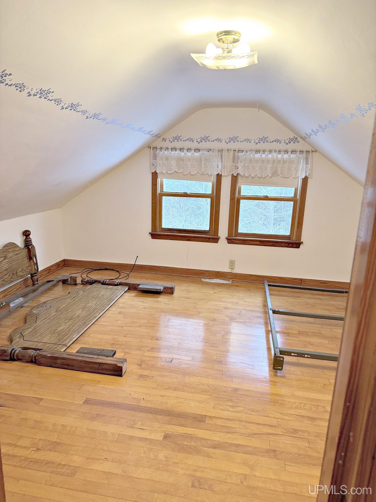 W4481 Oakwood Road Daggett, MI 49821 - Photo 22 of 42 Gallery Image 22