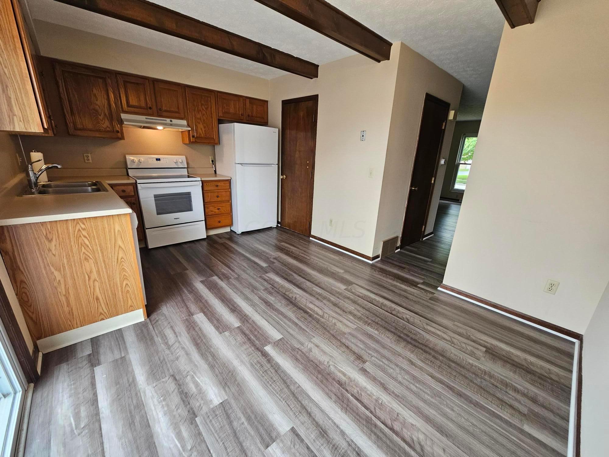 5060 Godown Road, Unit A Columbus, OH 43220 - Photo 5 of 25 20240807_112504