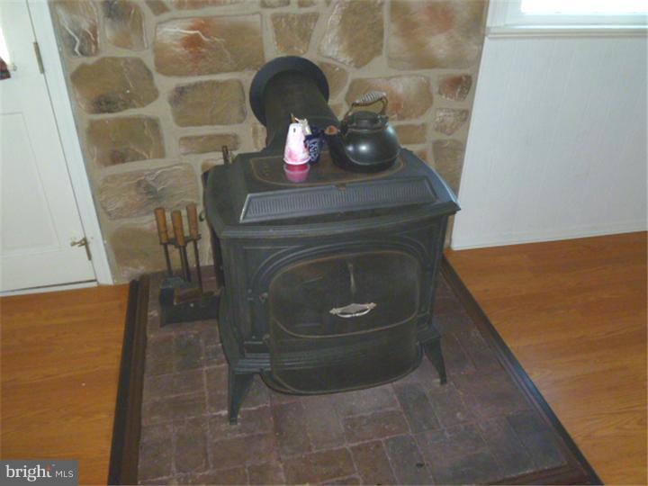 104 Governors Drive Wallingford, PA 19086 - Photo 11 of 25 Family Room