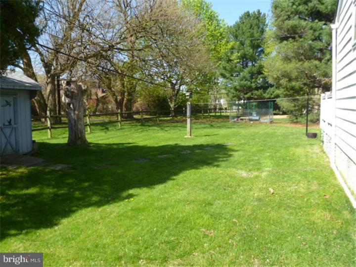 104 Governors Drive Wallingford, PA 19086 - Photo 24 of 25 Exterior Back