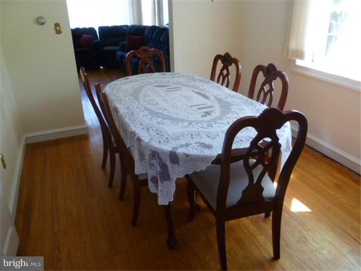 104 Governors Drive Wallingford, PA 19086 - Photo 5 of 25 Dining Room