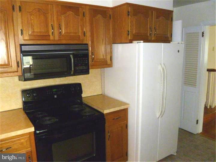 104 Governors Drive Wallingford, PA 19086 - Photo 8 of 25 Kitchen