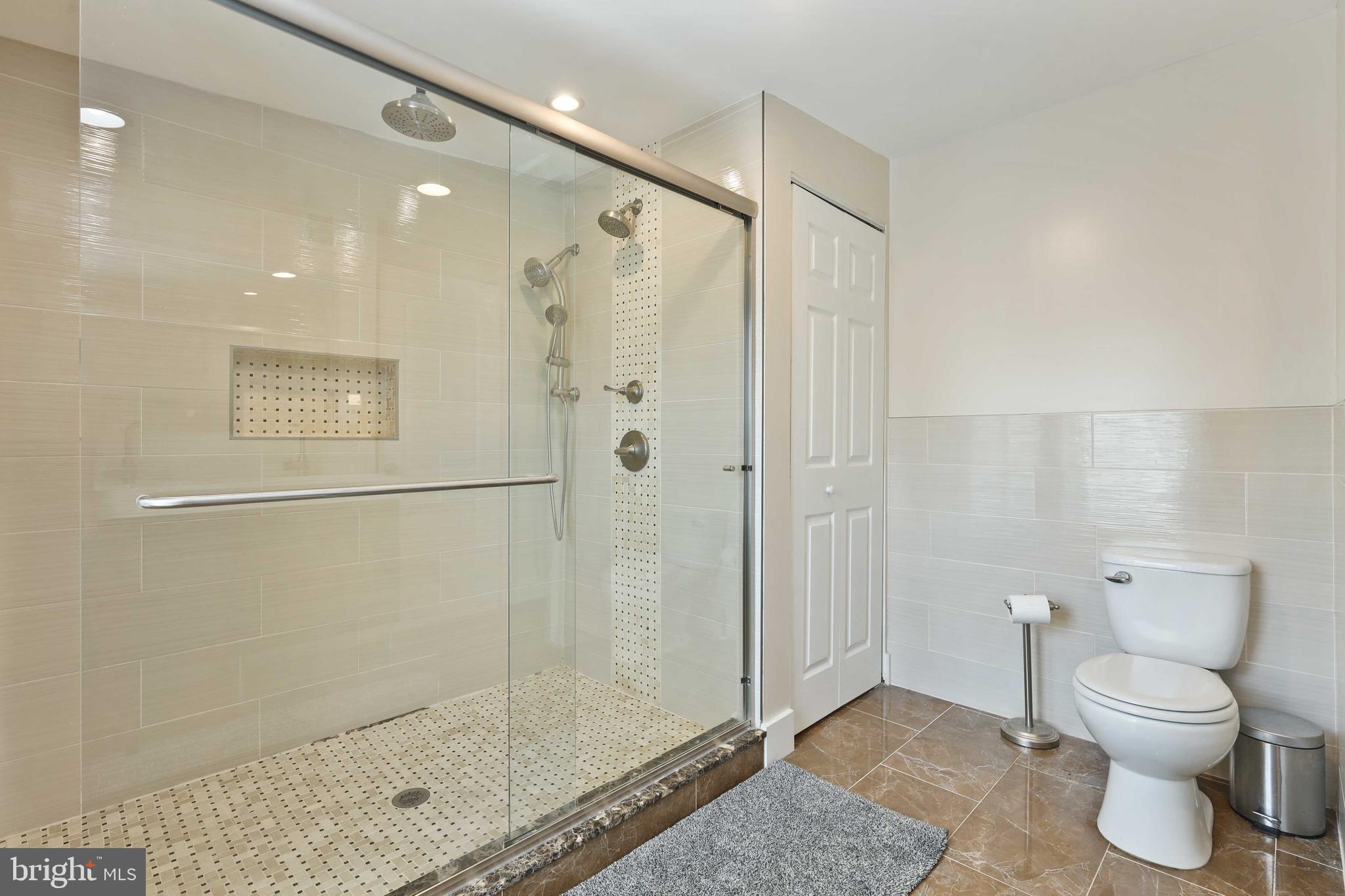 3544 Roland Avenue Baltimore, MD 21211 - Photo 27 of 45 2nd floor bath