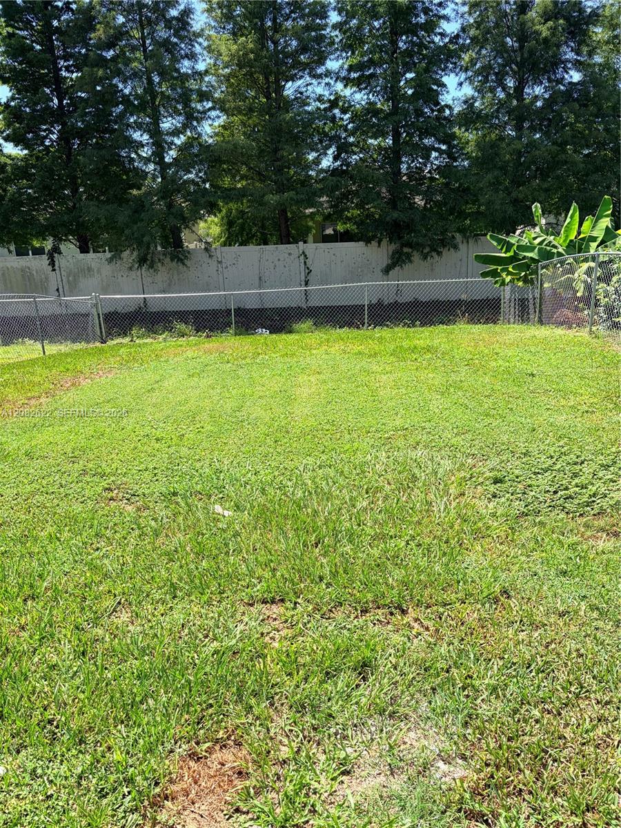 7665 Chase Road, Unit 6 Lakeland, FL 33810 - Photo 10 of 11 Gallery Image 10