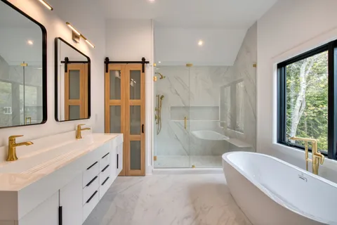 $3,595,000 | 3 Cosdrew Lane, East Hampton, NY 11937