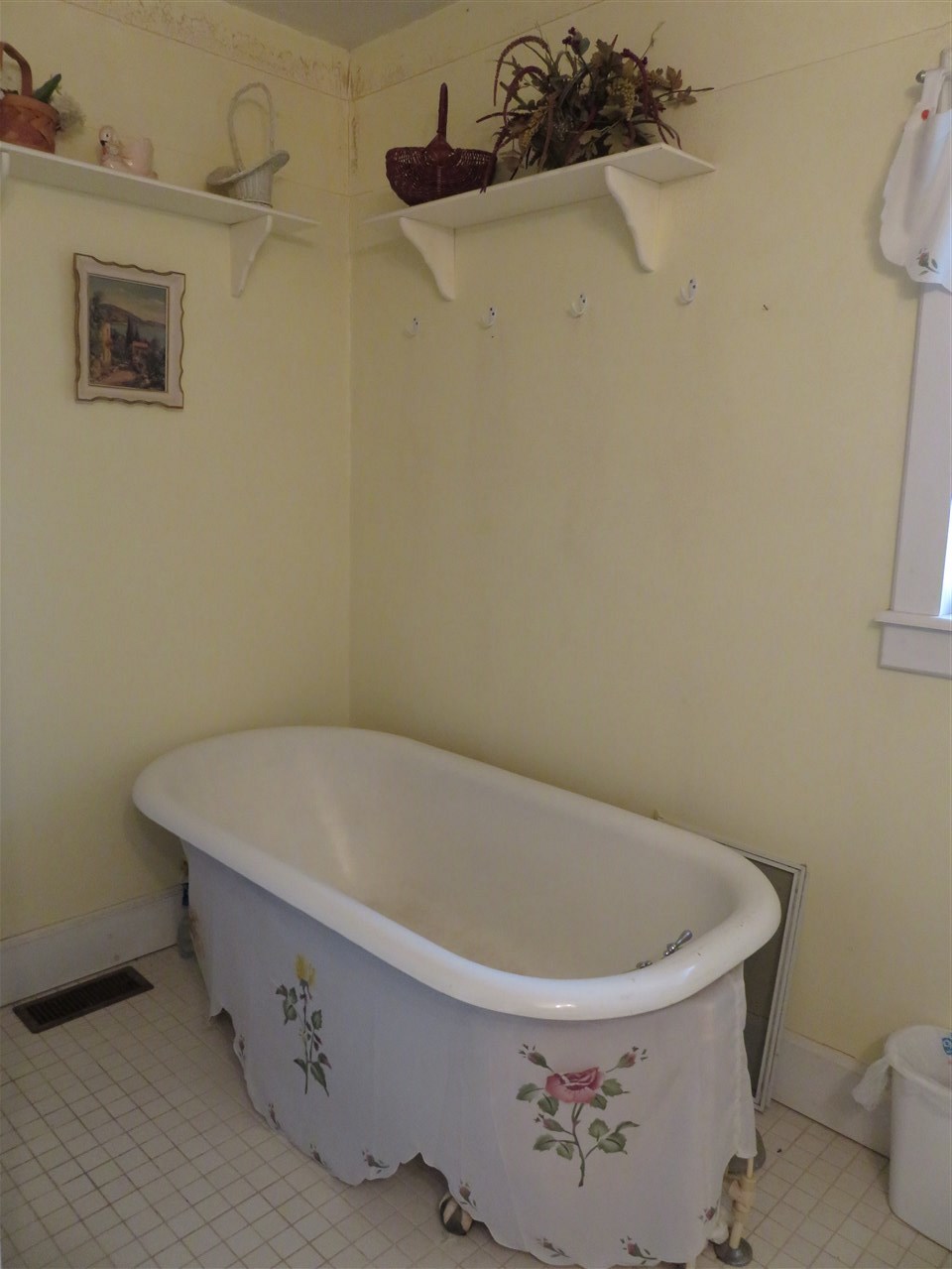 9700 Krouse Road Ovid, MI 48866 - Photo 28 of 36 31317136-29.JPG