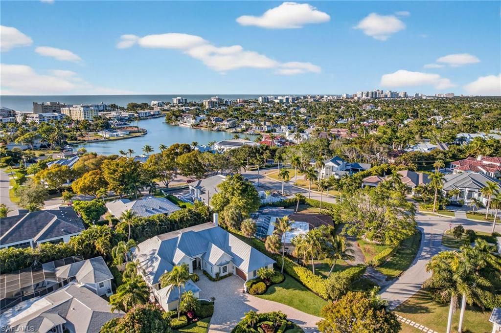 1675 Murex Lane Naples, FL 34102 - Photo 33 of 36