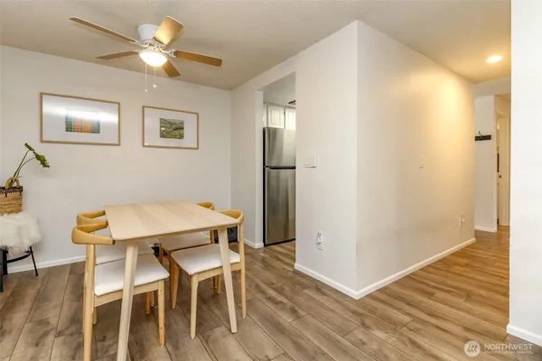 $335,000 | 13235 12th Avenue Southwest, Unit 522, Burien, WA 98146