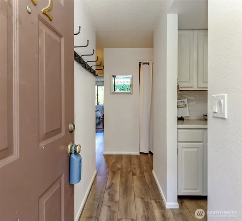 $335,000 | 13235 12th Avenue Southwest, Unit 522, Burien, WA 98146