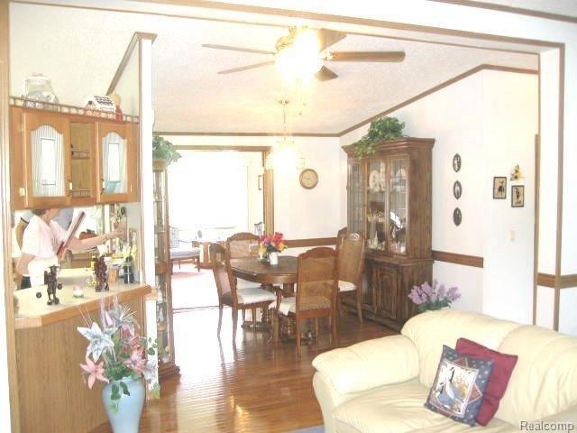 6534 Lapeer Road North Street, MI 48049 - Photo 7 of 18 VERY CLEAN!