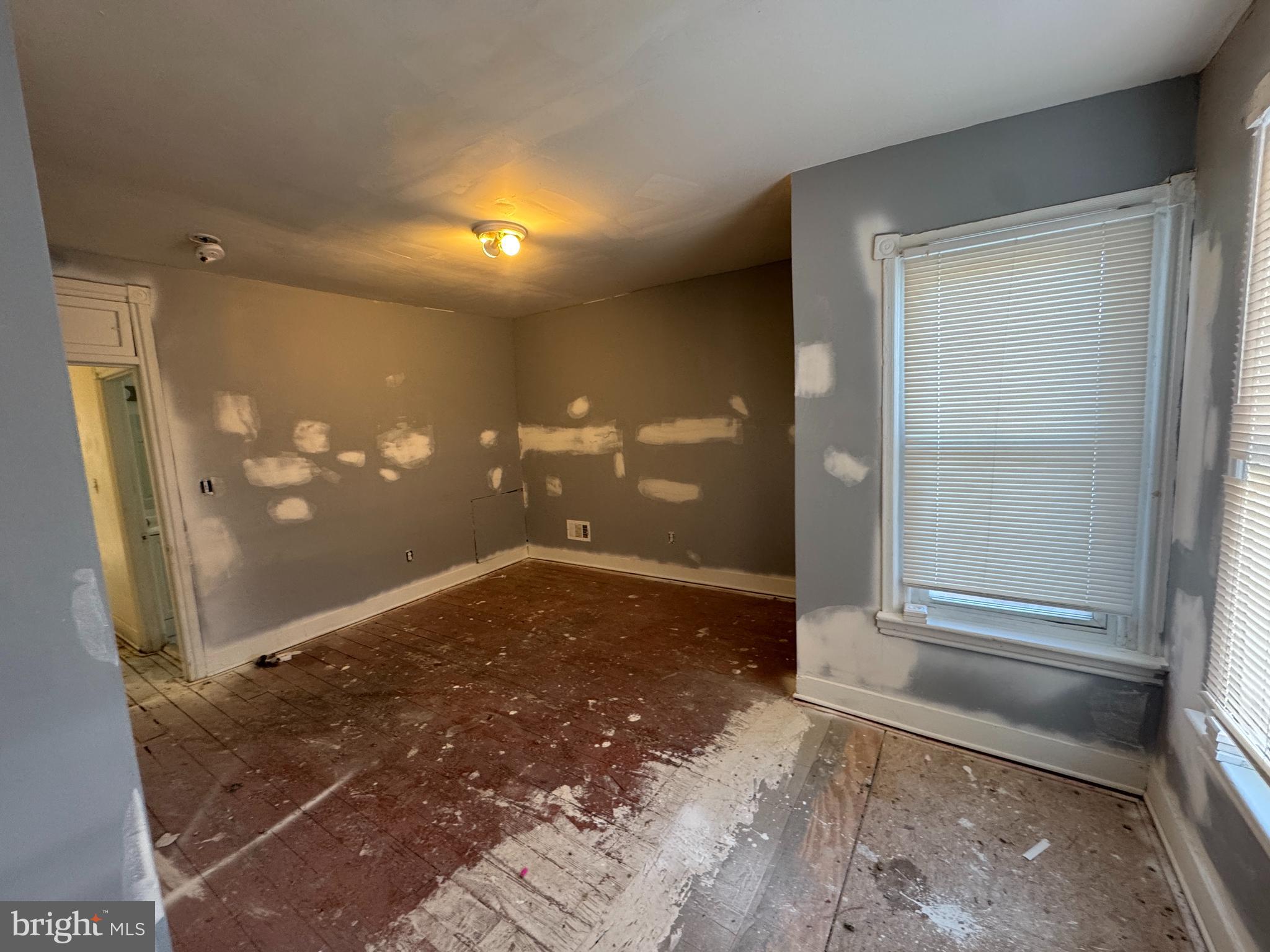 616 West 6th Street Chester, PA 19013 - Photo 12 of 15