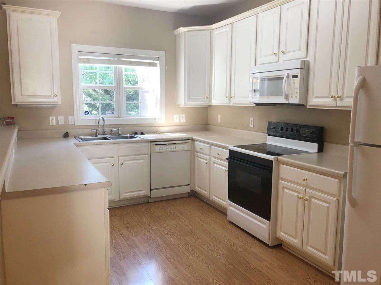 4124 Standing Rock Way Raleigh, NC 27604 - Photo 5 of 10