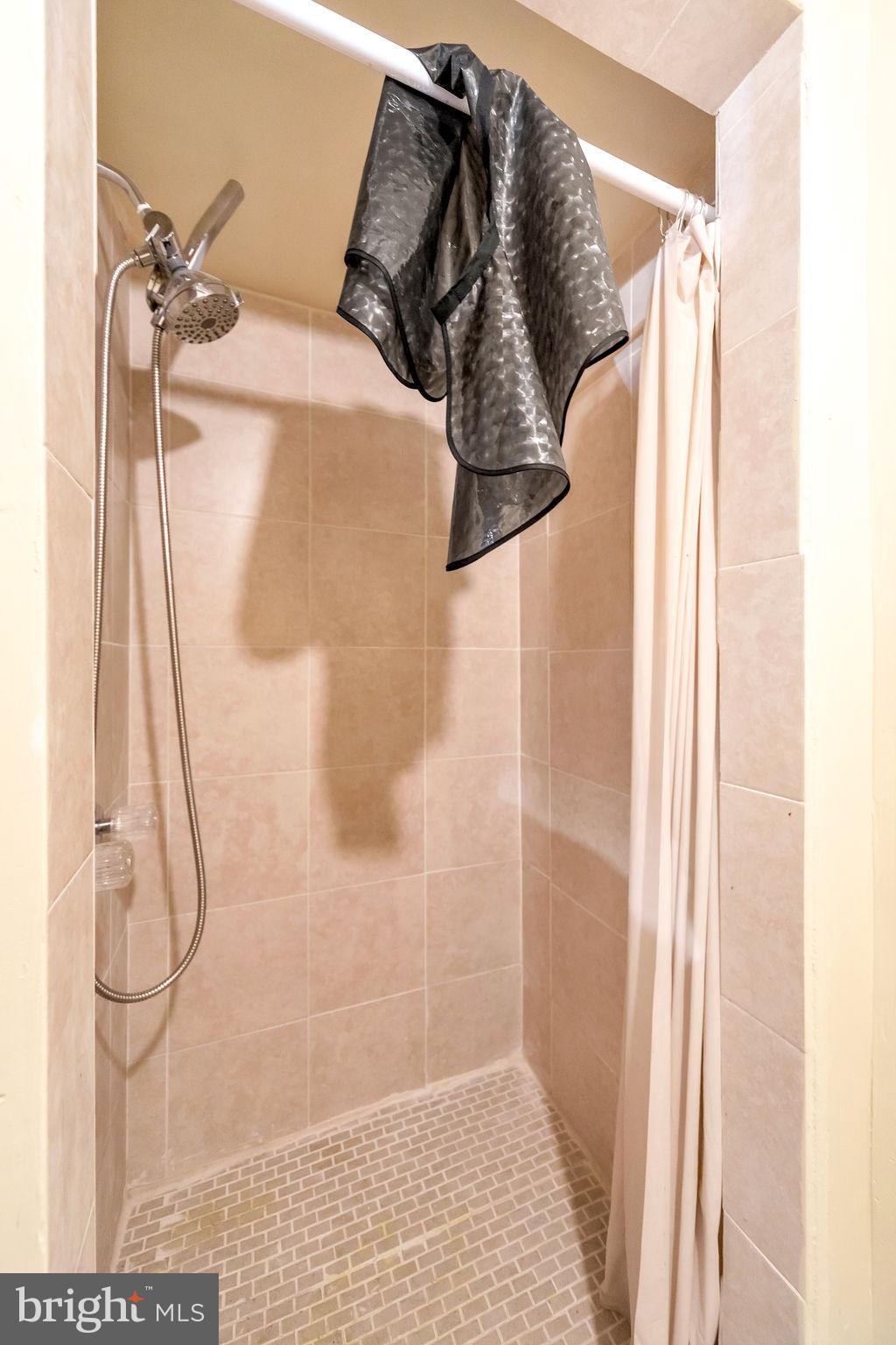 40 Lamport Road Upper Darby, PA 19082 - Photo 19 of 21 Gallery Image 19