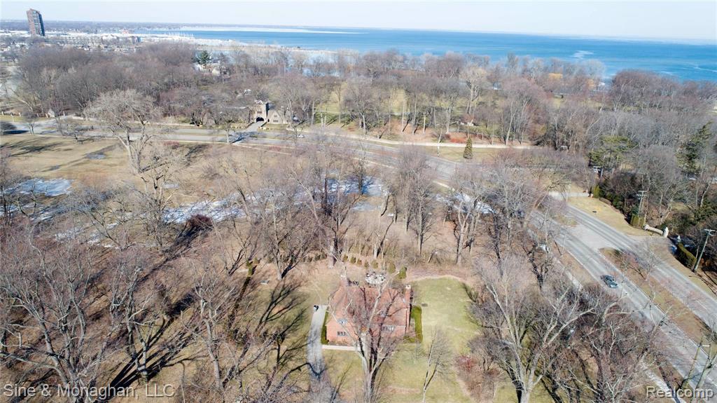 1017 Lake Shore Road Grosse Pointe Shores, MI 48236 - Photo 50 of 55