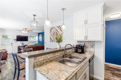 $189,900 | 1382 Old Coach Road Southwest, Marietta, GA 30008