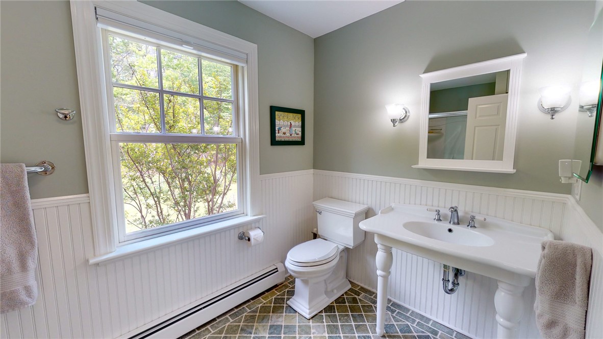 13 Inwood Lane Westerly, RI 02891 - Photo 19 of 35 Bonus Suite Full Bath