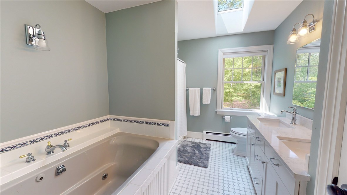 13 Inwood Lane Westerly, RI 02891 - Photo 22 of 35 Primary Full Bath