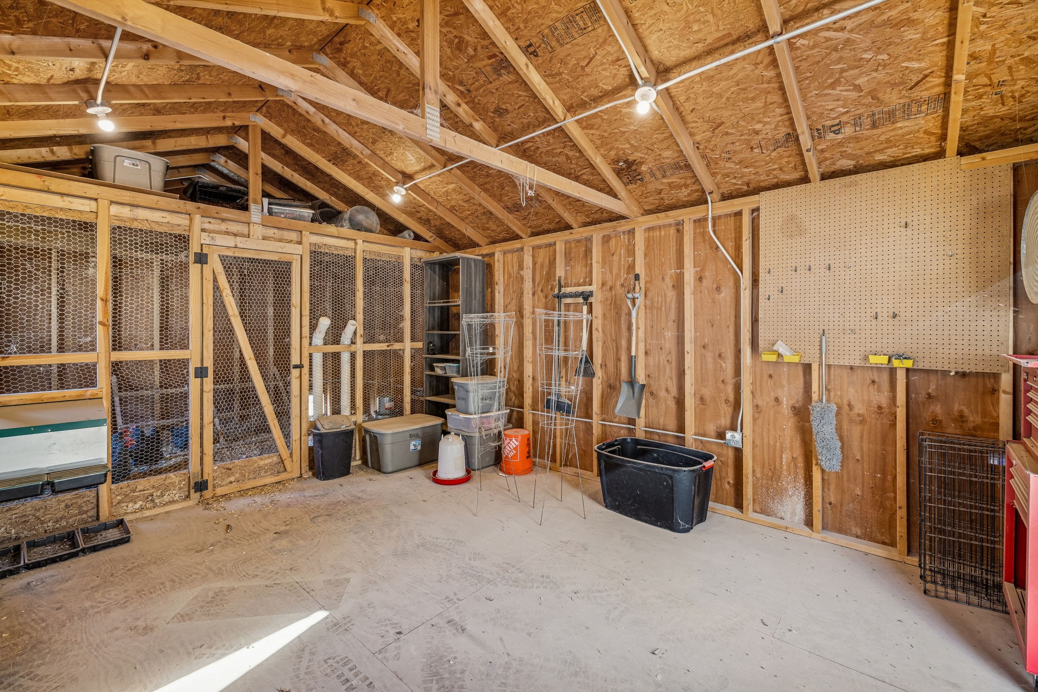 3840 East Compton Road Murfreesboro, TN 37130 - Photo 42 of 51 a view of a room with gym equipment