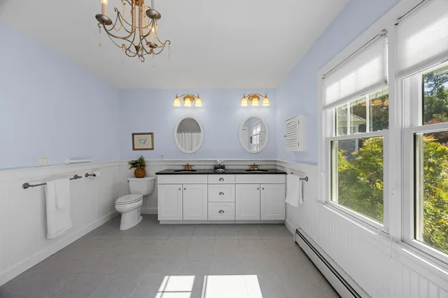 $1,095,000 | 783 Santuit-Newtown Road, Marstons Mills, MA 02648