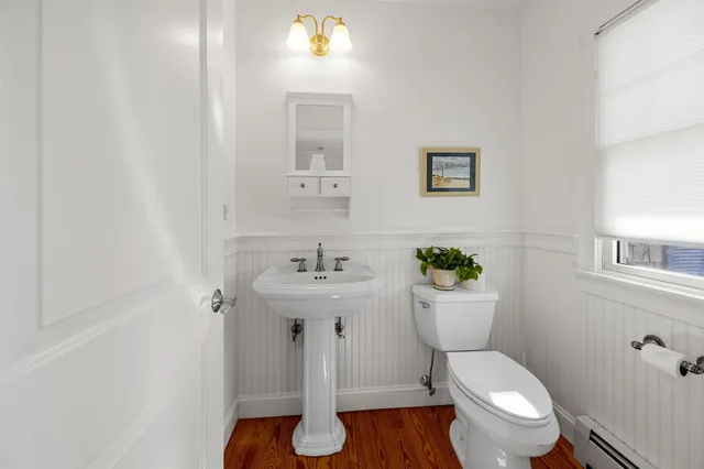 $1,095,000 | 783 Santuit-Newtown Road, Marstons Mills, MA 02648