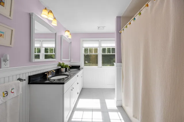 $1,095,000 | 783 Santuit-Newtown Road, Marstons Mills, MA 02648