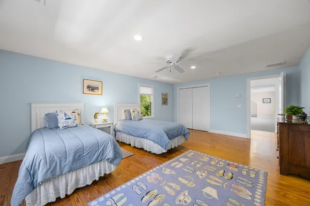 $1,095,000 | 783 Santuit-Newtown Road, Marstons Mills, MA 02648