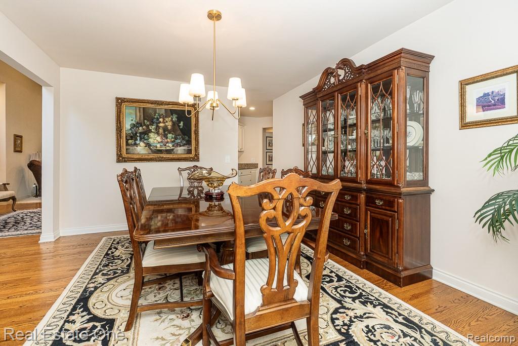 6615 Chatham Circle Rochester Hills, MI 48306 - Photo 10 of 62