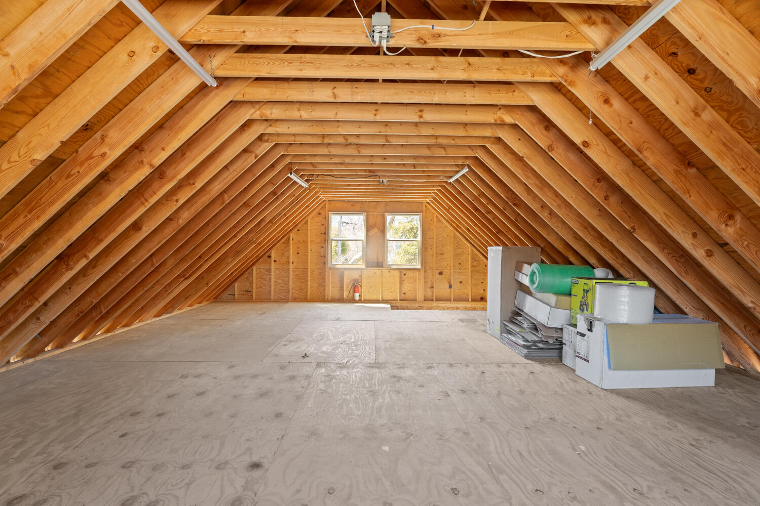 9 Sampson Avenue Edgartown, MA 02539 - Photo 29 of 35 a view of an empty room