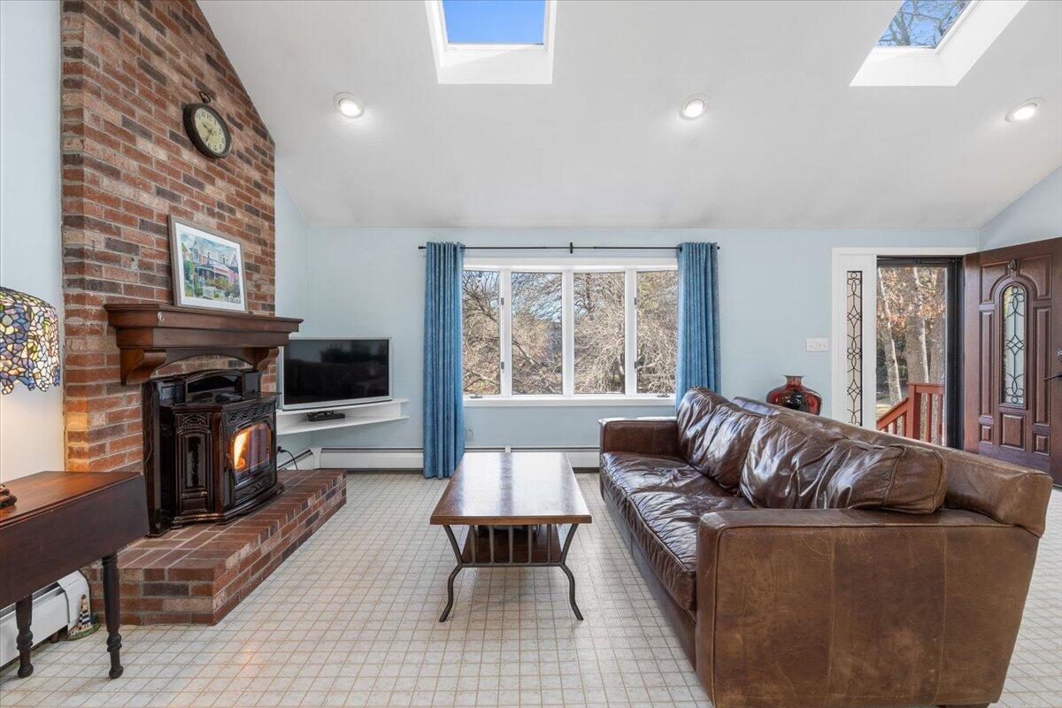 16 Great Rock Road Bourne, MA 02532 - Photo 9 of 40 15-097A5184
