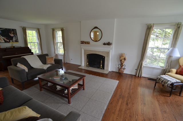 929 Pawnee Road Wilmette, IL 60091 - Photo 5 of 13