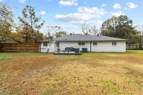 $305,000 | 912 West 25th Avenue, Covington, LA 70433