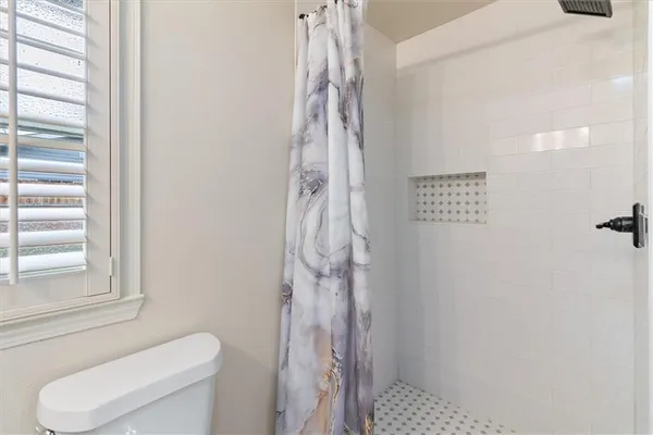 $305,000 | 912 West 25th Avenue, Covington, LA 70433