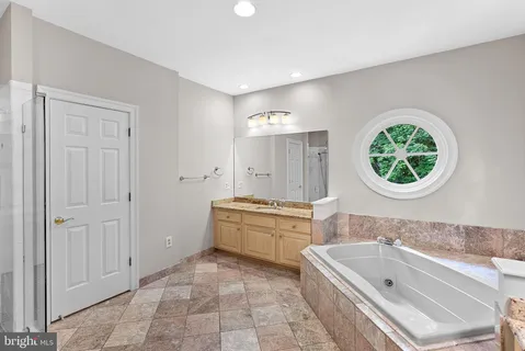 $2,550,000 | 190 Falcon Ridge Road, Great Falls, VA 22066