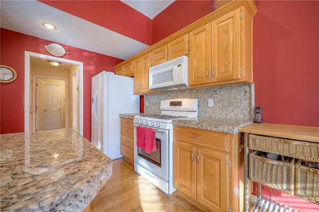 $380,000 | 14483 West 139th Street, Olathe, KS 66062