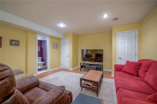 $380,000 | 14483 West 139th Street, Olathe, KS 66062