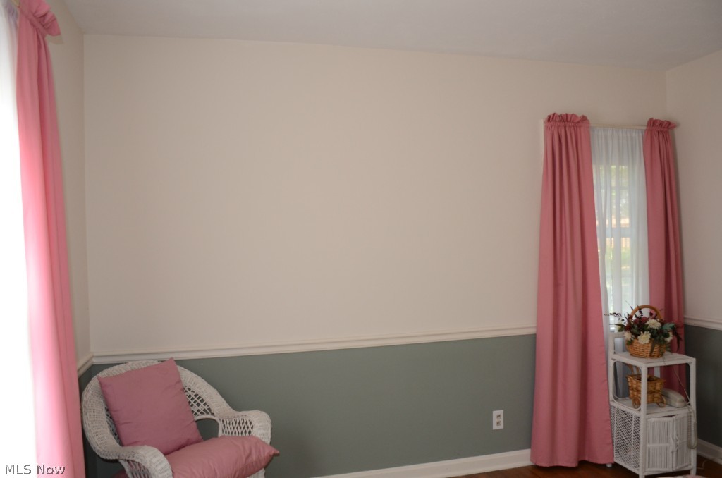 1564 Edgefield Road Lyndhurst, OH 44124 - Photo 13 of 22