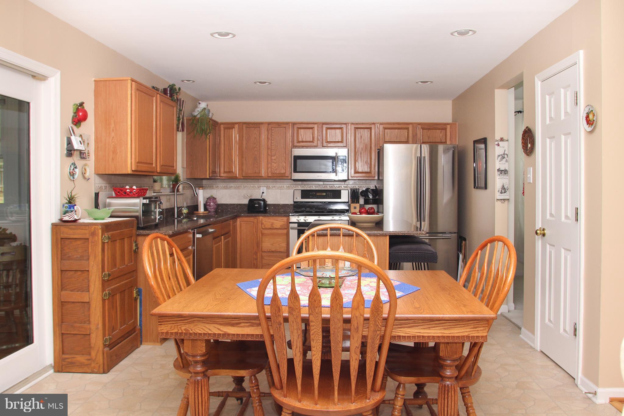 388 Enfield Road Joppa, MD 21085 - Photo 9 of 30 Eat in kitchen