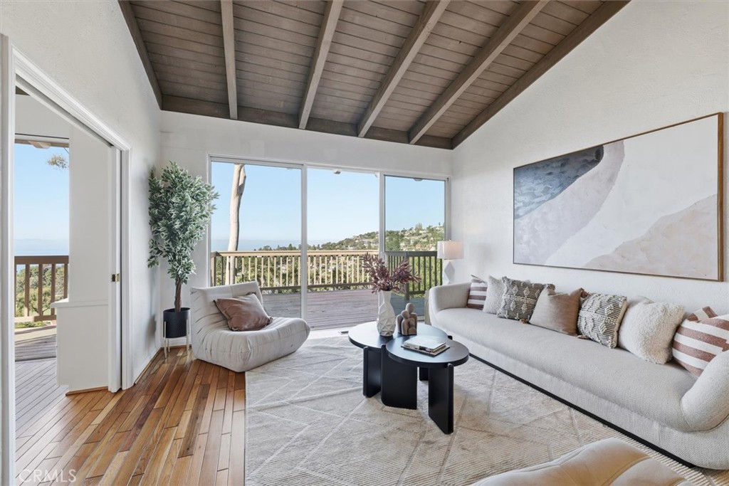 1308 Vía Coronel Palos Verdes Estates, CA 90274 - Photo 29 of 74 a living room with furniture and a potted plant